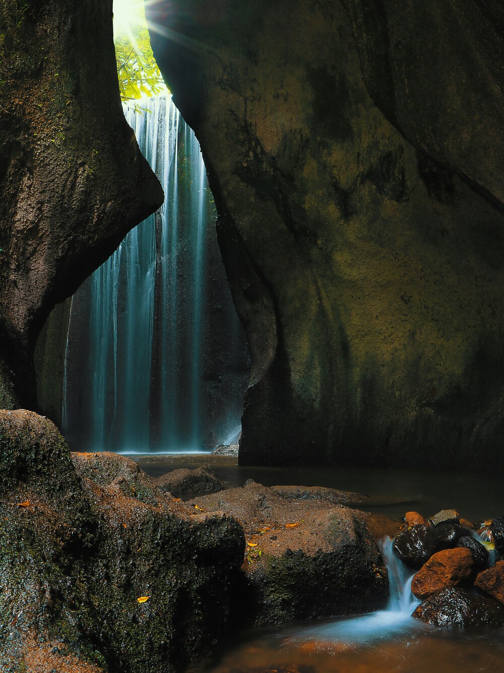 Ultimate Bali Waterfalls Tour showcasing Tukad Cepung and Tibumana Waterfalls